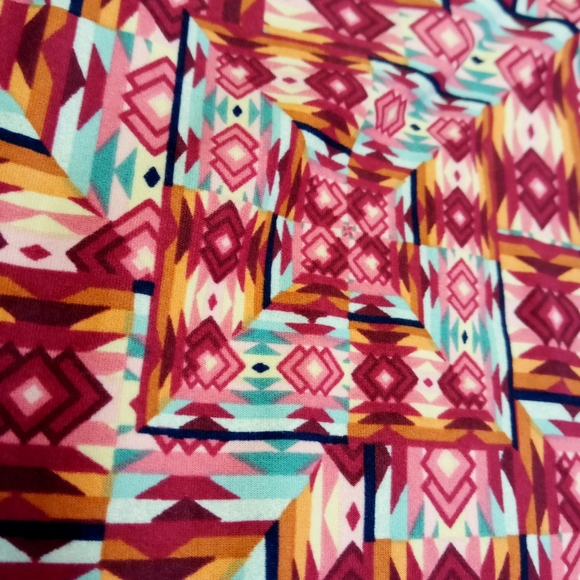 Lularoe Pink Aztec Leggings TC2 - Picture 4 of 8